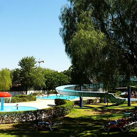 Camping Parque De Campismo Orbitur